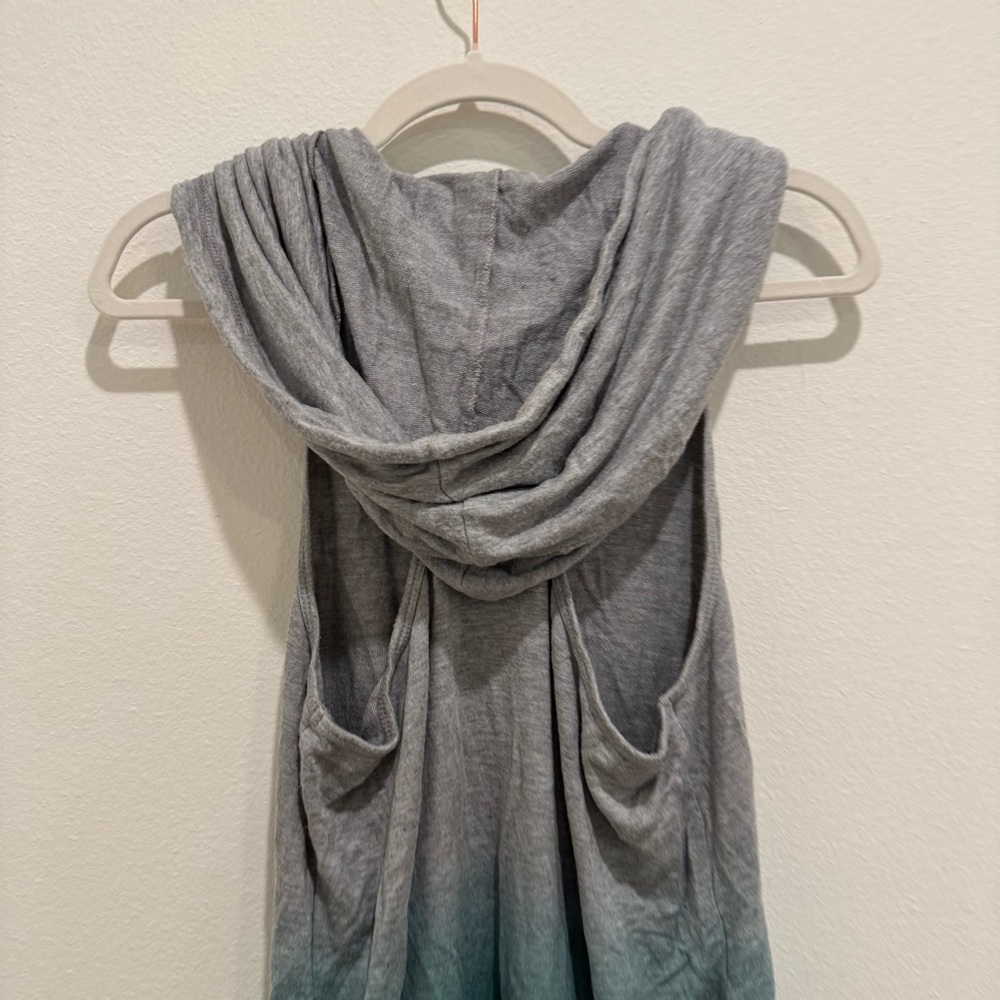 Pink Lotus Heather Gray Top - Picture 6 of 9
